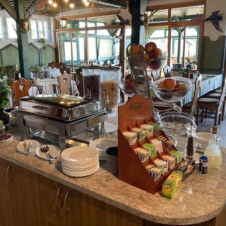Zala Aranya Panzio Hotel Залакарос Екстериор снимка