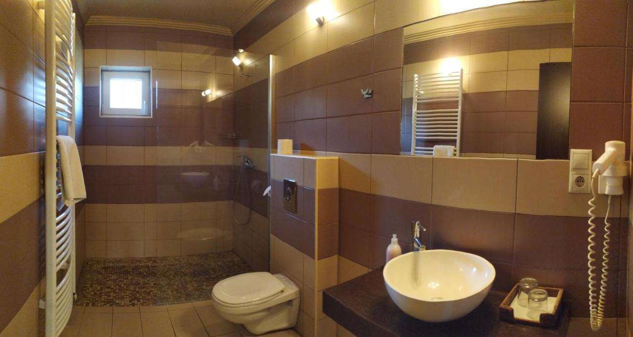 Zala Aranya Panzio Hotel Залакарос Екстериор снимка